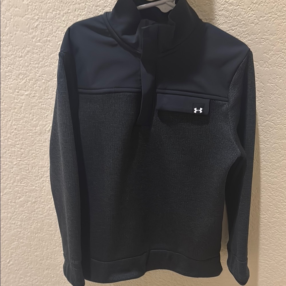 Under Armour Black Pullover